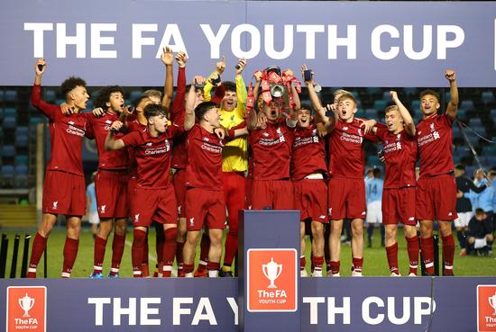 EDG官方：抱歉由于赛程冲突无法参加NEST线下决赛